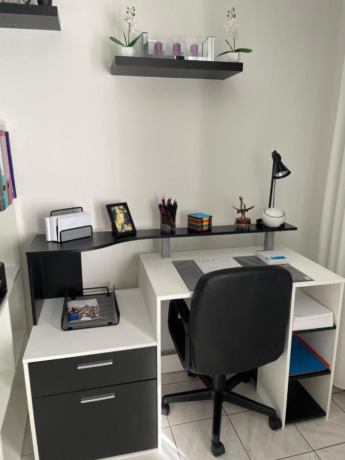Appartement - Chic Et Cosy A 30 Minutes De Paris Et 25 Minutes De Disney Ozoir-la-Ferriere Exterior photo